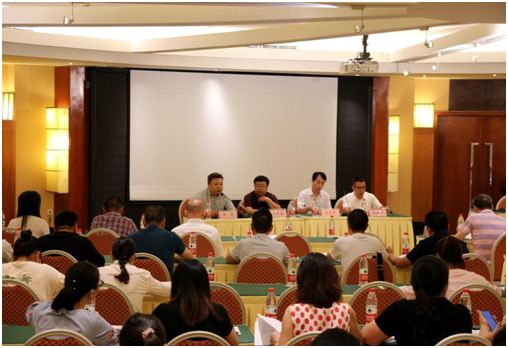 四川國檢公司組織開展“酒類食品安全政策法規(guī)標(biāo)準(zhǔn)、許可現(xiàn)場檢查案例分析、生產(chǎn)過程規(guī)范自查自糾”.png